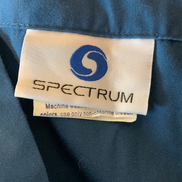 Spectrum Blue Scrub Tops Size Small Worn Once - Picture 4 of 5